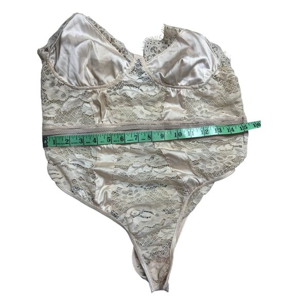 Nasty Girl Lace Body Suit S/M No size tags Cream romance feminine whimsical - Picture 8 of 16